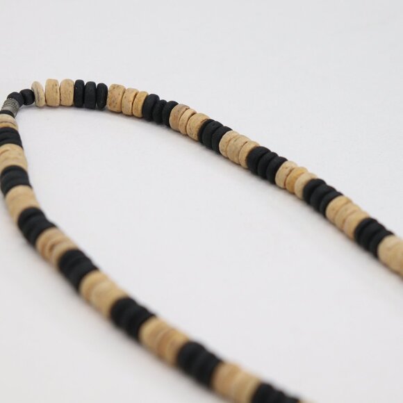 Men's Lot of 2 Necklaces Wood and Beads Native Black and Natural Wood Chokers - Picture 9 of 10